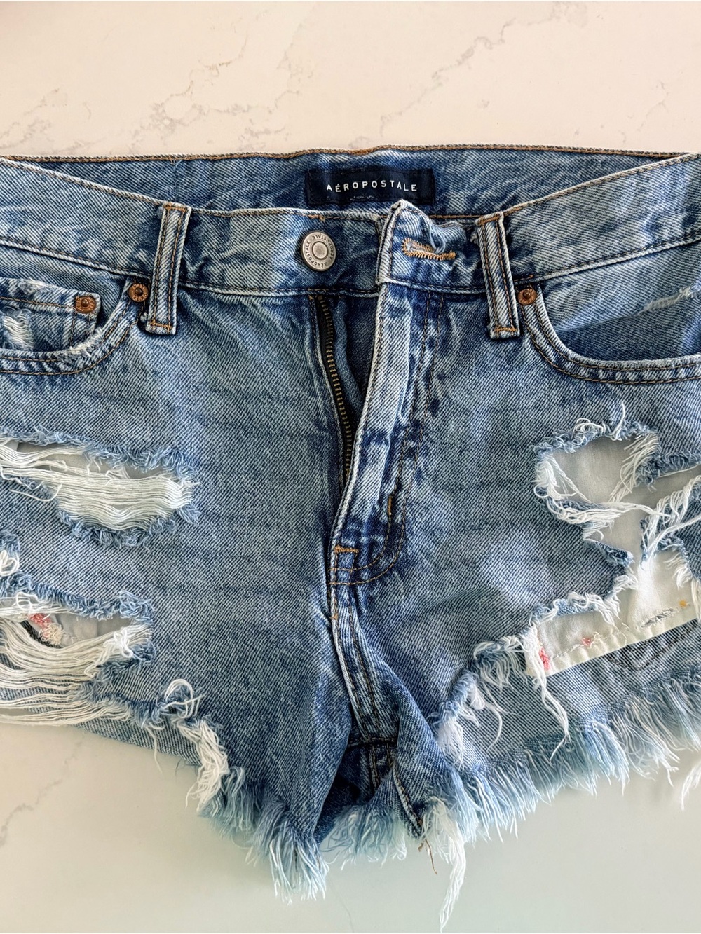 Aéropostale Distressed Light Wash Denim Cutoff Shorts